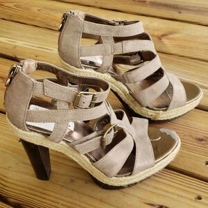 Simply Vera womens platform heels size 7